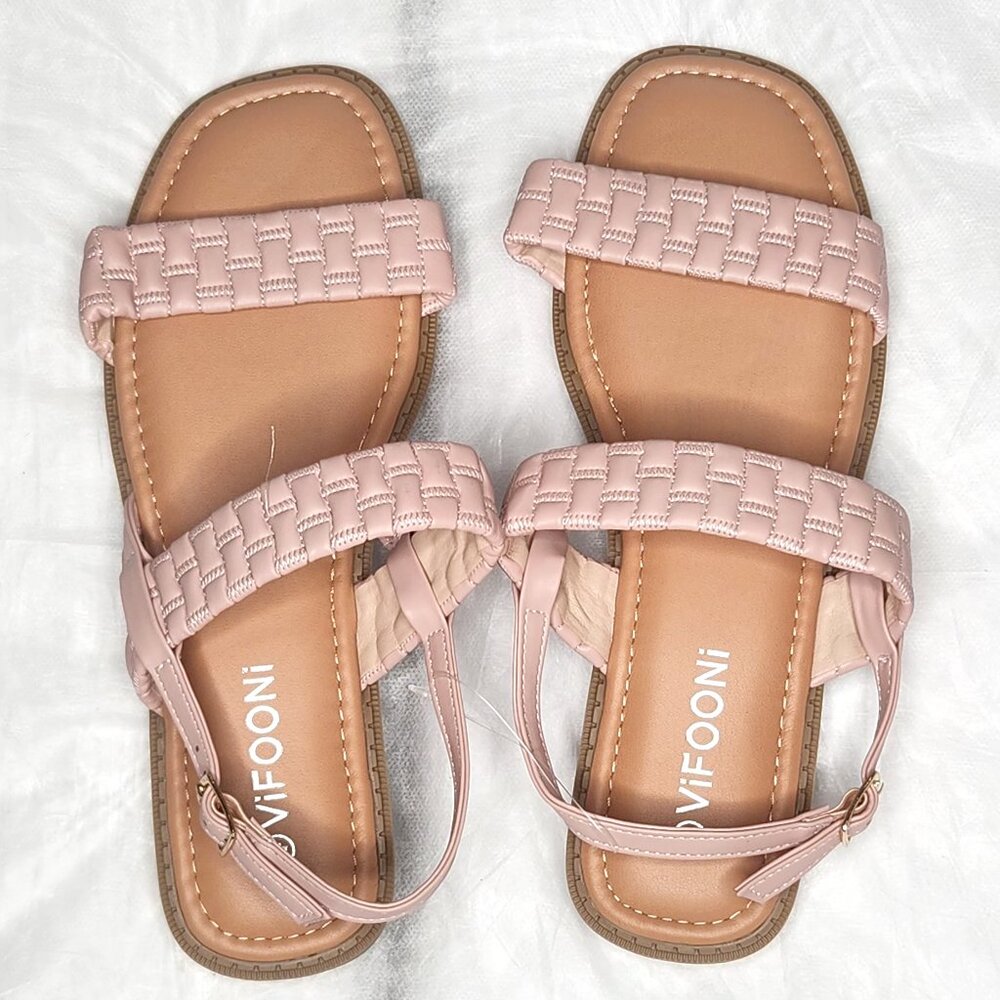 Elegant women's sandals.Discover the perfect balance between fashion and comfort